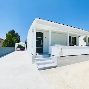 sandy-bay-villa.hotelsatayianapa.com/
